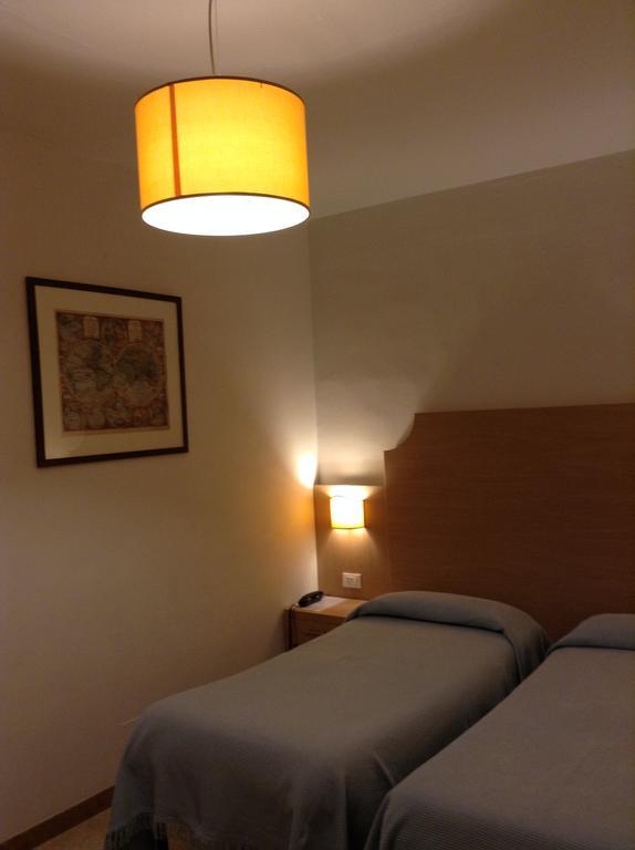 Albergo Giugni Prato  Zewnętrze zdjęcie