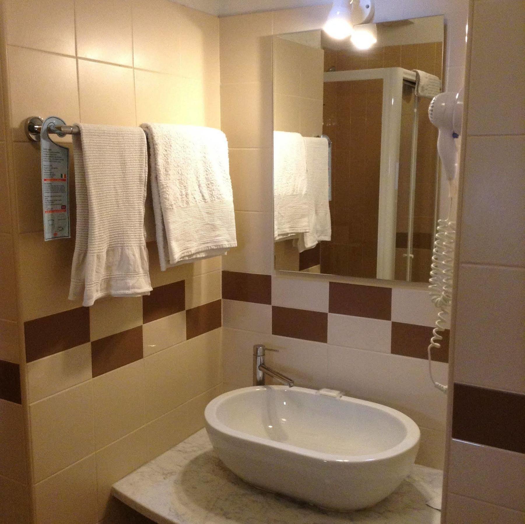 Albergo Giugni Prato  Zewnętrze zdjęcie