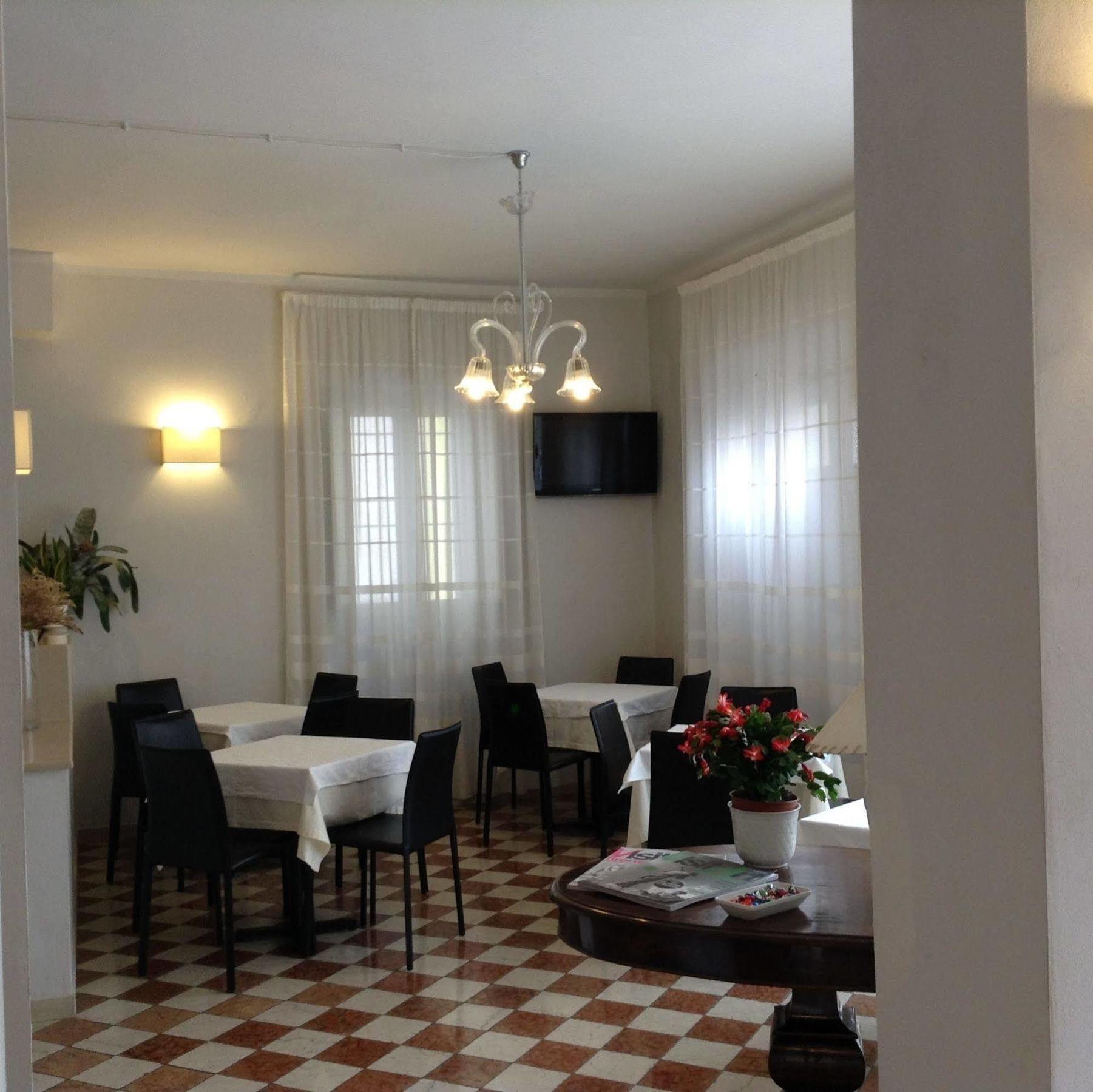 Albergo Giugni Prato  Zewnętrze zdjęcie